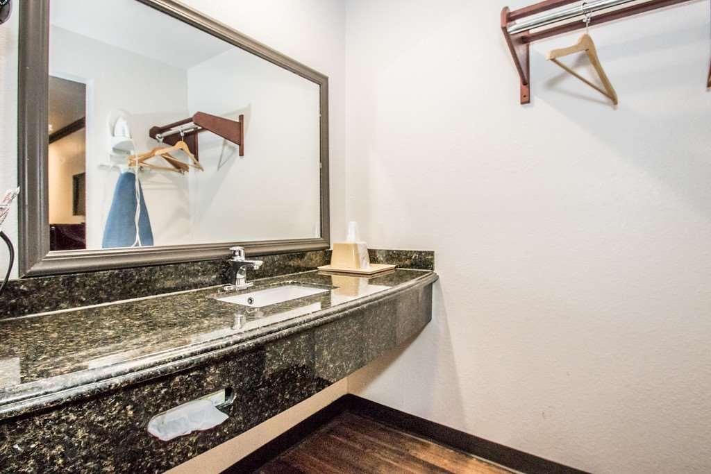 Americas Best Value Inn פורט וורת' מראה חיצוני תמונה