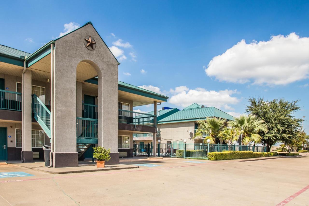 Americas Best Value Inn פורט וורת' מראה חיצוני תמונה