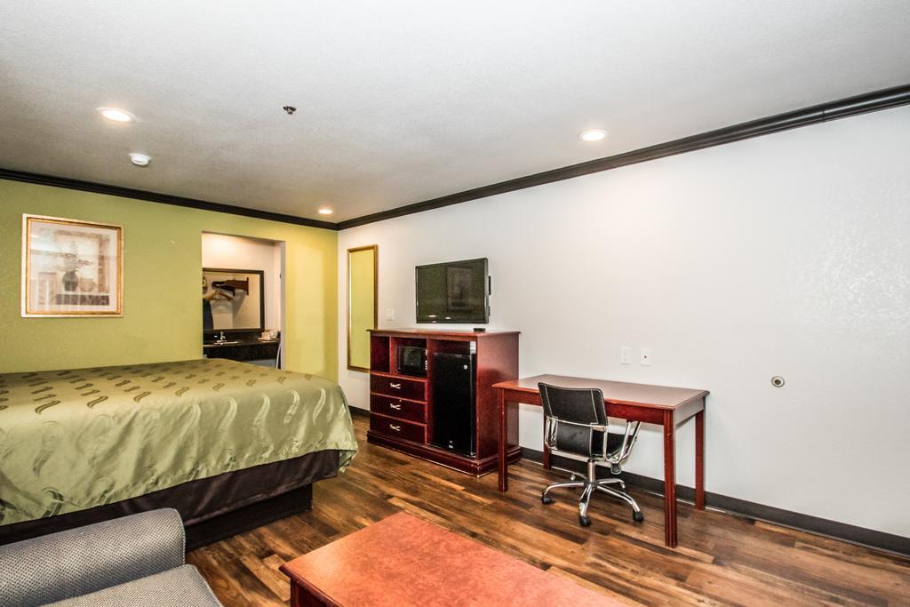 Americas Best Value Inn פורט וורת' מראה חיצוני תמונה