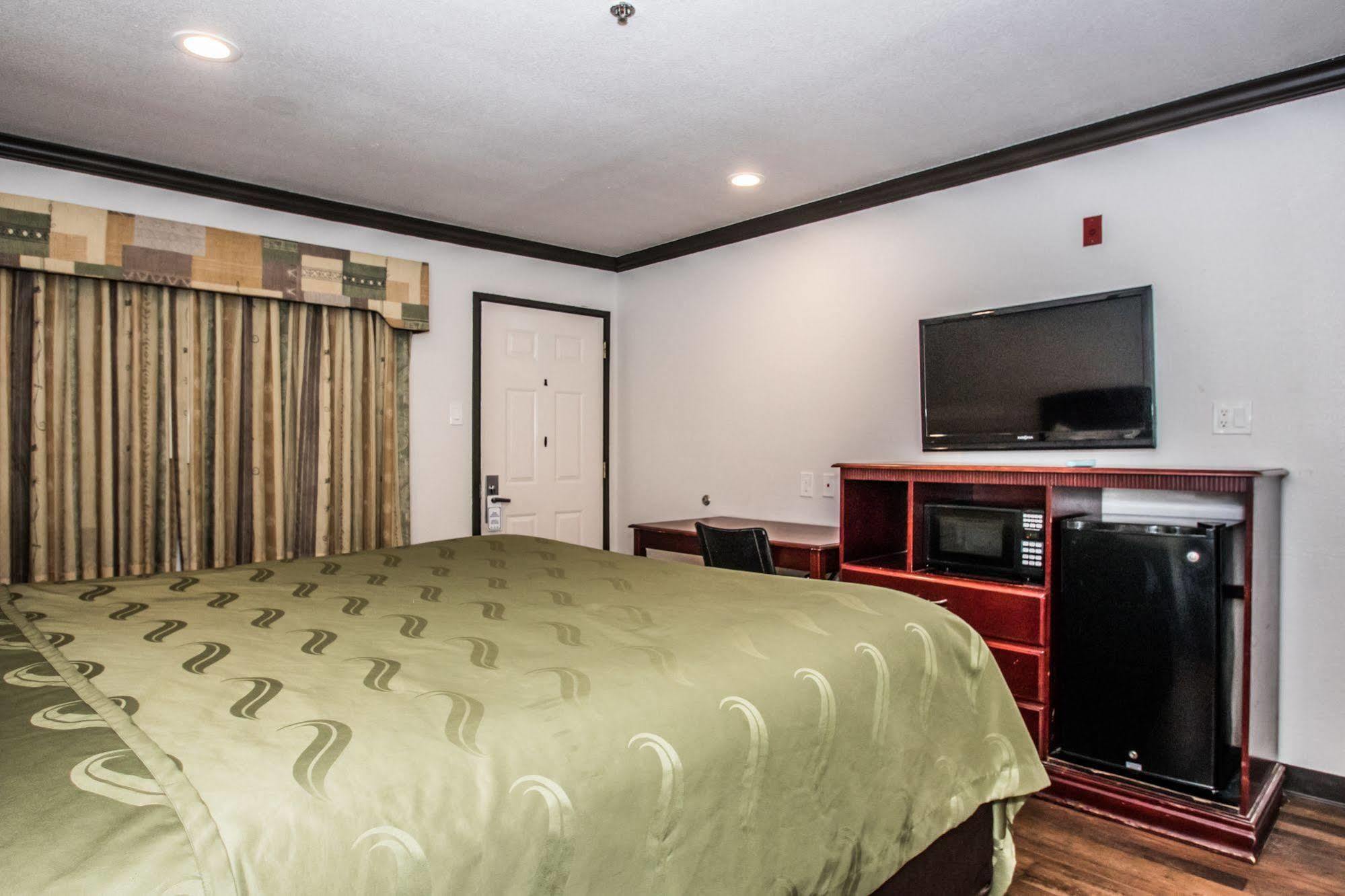 Americas Best Value Inn פורט וורת' מראה חיצוני תמונה