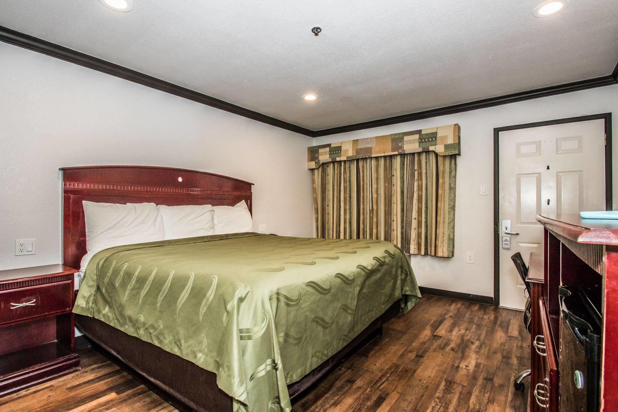 Americas Best Value Inn פורט וורת' מראה חיצוני תמונה